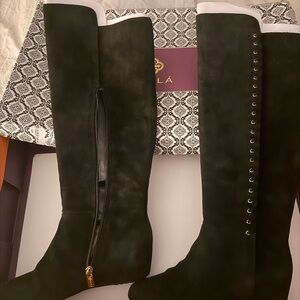 Isola Black Knee-High Wedges